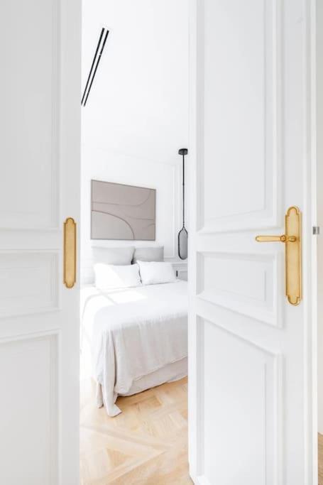 Appartement De Luxe Marais Paris Exterior photo